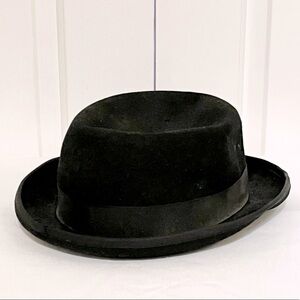 SCALA Classics vintage 100% wool black Derby style hat. Size Men's Large